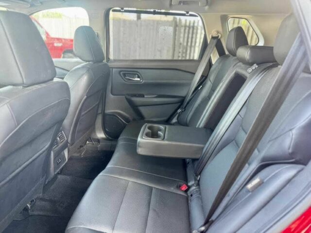 Червоний Ніссан Rogue, об'ємом двигуна 1.5 л та пробігом 10 тис. км за 18200 $, фото 8 на Automoto.ua