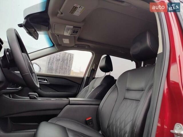 Красный Ниссан Rogue, объемом двигателя 1.5 л и пробегом 37 тыс. км за 26500 $, фото 6 на Automoto.ua