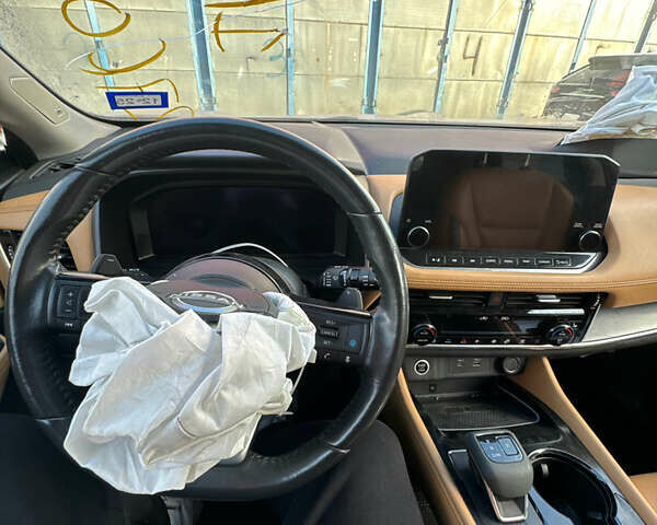 Червоний Ніссан Rogue, об'ємом двигуна 1.5 л та пробігом 76 тис. км за 17500 $, фото 12 на Automoto.ua