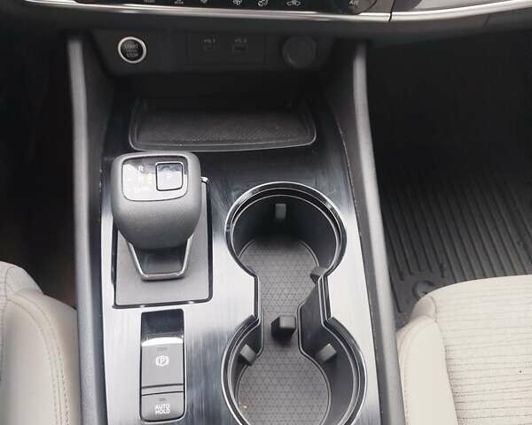 Красный Ниссан Rogue, объемом двигателя 1.5 л и пробегом 72 тыс. км за 19500 $, фото 21 на Automoto.ua