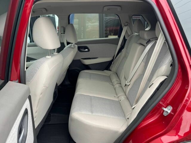 Червоний Ніссан Rogue, об'ємом двигуна 1.5 л та пробігом 71 тис. км за 20500 $, фото 9 на Automoto.ua