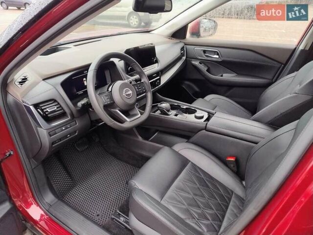 Красный Ниссан Rogue, объемом двигателя 1.5 л и пробегом 37 тыс. км за 26500 $, фото 5 на Automoto.ua