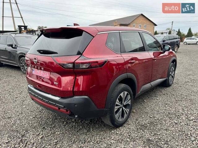 Красный Ниссан Rogue, объемом двигателя 1.5 л и пробегом 71 тыс. км за 17300 $, фото 8 на Automoto.ua
