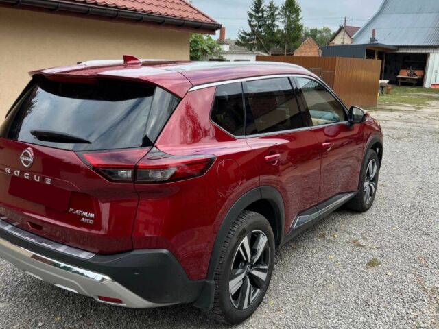 Красный Ниссан Rogue, объемом двигателя 2 л и пробегом 17 тыс. км за 16000 $, фото 4 на Automoto.ua