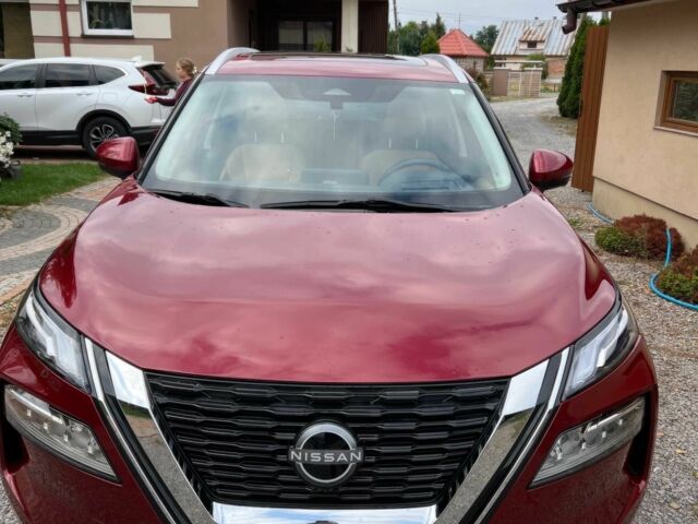 Красный Ниссан Rogue, объемом двигателя 2 л и пробегом 17 тыс. км за 16000 $, фото 1 на Automoto.ua