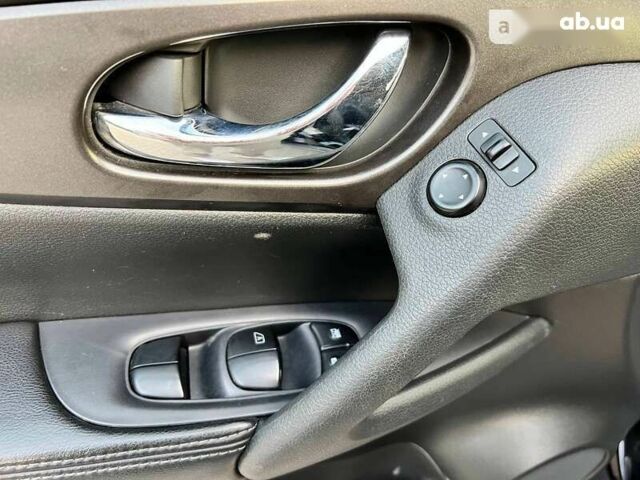 Ніссан Rogue, об'ємом двигуна 0 л та пробігом 174 тис. км за 12700 $, фото 12 на Automoto.ua