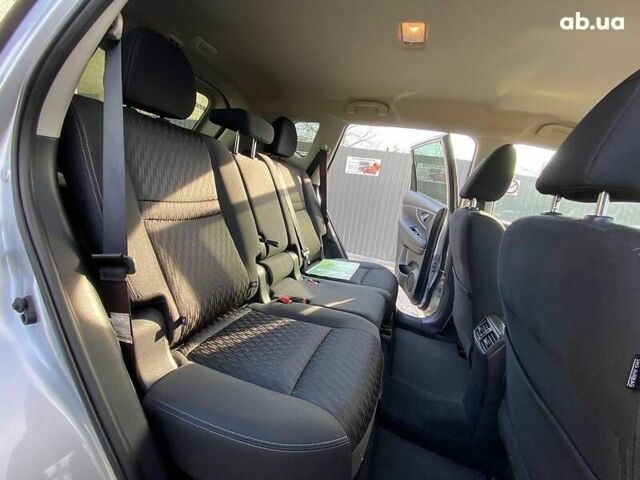 Ниссан Rogue, объемом двигателя 2.5 л и пробегом 21 тыс. км за 19799 $, фото 11 на Automoto.ua