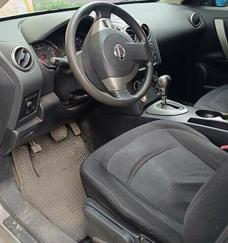 Ниссан Rogue, объемом двигателя 2.5 л и пробегом 230 тыс. км за 8600 $, фото 5 на Automoto.ua