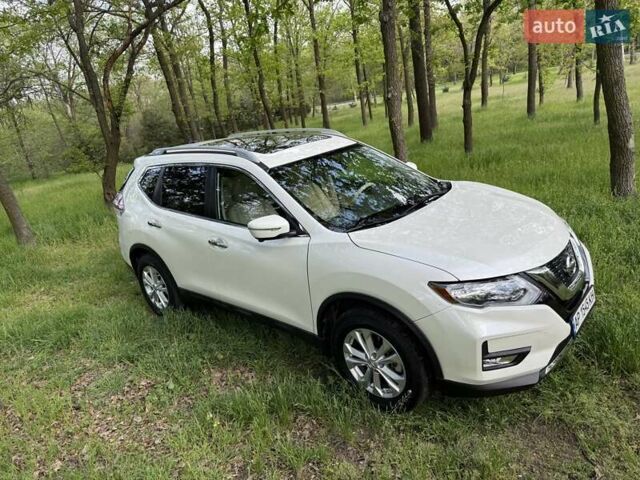 Ниссан Rogue, объемом двигателя 2.5 л и пробегом 98 тыс. км за 13999 $, фото 6 на Automoto.ua