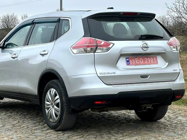 Ниссан Rogue, объемом двигателя 2.5 л и пробегом 200 тыс. км за 11650 $, фото 4 на Automoto.ua