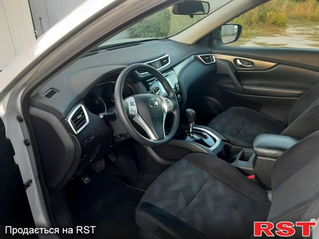 Ниссан Rogue, объемом двигателя 2.5 л и пробегом 157 тыс. км за 10900 $, фото 3 на Automoto.ua