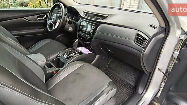 Ніссан Rogue, об'ємом двигуна 2.5 л та пробігом 130 тис. км за 16000 $, фото 4 на Automoto.ua