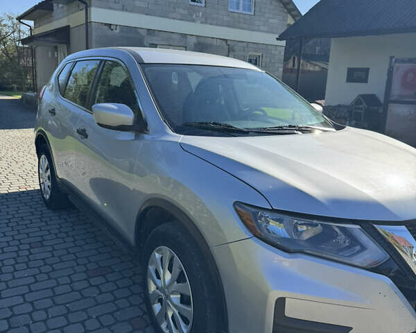 Ниссан Rogue, объемом двигателя 2.5 л и пробегом 145 тыс. км за 15000 $, фото 1 на Automoto.ua