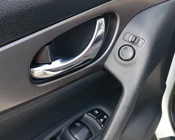 Ниссан Rogue, объемом двигателя 2.49 л и пробегом 139 тыс. км за 12999 $, фото 18 на Automoto.ua