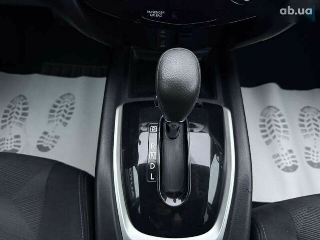 Ниссан Rogue, объемом двигателя 2.5 л и пробегом 162 тыс. км за 13999 $, фото 19 на Automoto.ua