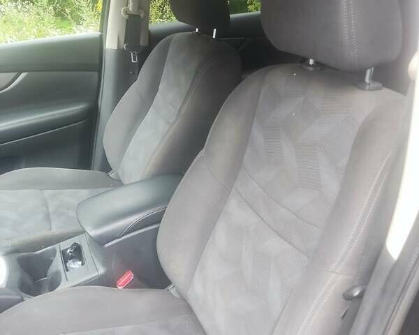 Ниссан Rogue, объемом двигателя 2.49 л и пробегом 168 тыс. км за 12600 $, фото 24 на Automoto.ua