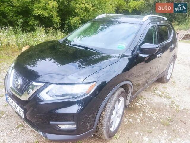 Ниссан Rogue, объемом двигателя 2.49 л и пробегом 168 тыс. км за 12600 $, фото 2 на Automoto.ua