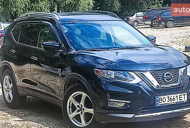 Ниссан Rogue, объемом двигателя 2.49 л и пробегом 168 тыс. км за 12600 $, фото 1 на Automoto.ua