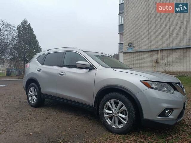 Ниссан Rogue, объемом двигателя 2.5 л и пробегом 210 тыс. км за 11700 $, фото 2 на Automoto.ua