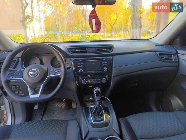 Ниссан Rogue, объемом двигателя 2.5 л и пробегом 178 тыс. км за 13500 $, фото 4 на Automoto.ua