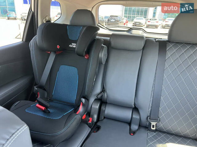 Ниссан Rogue, объемом двигателя 2.5 л и пробегом 92 тыс. км за 14500 $, фото 21 на Automoto.ua