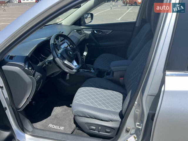 Ниссан Rogue, объемом двигателя 2.5 л и пробегом 92 тыс. км за 14500 $, фото 11 на Automoto.ua