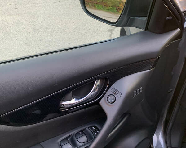 Ниссан Rogue, объемом двигателя 0 л и пробегом 100 тыс. км за 12850 $, фото 6 на Automoto.ua