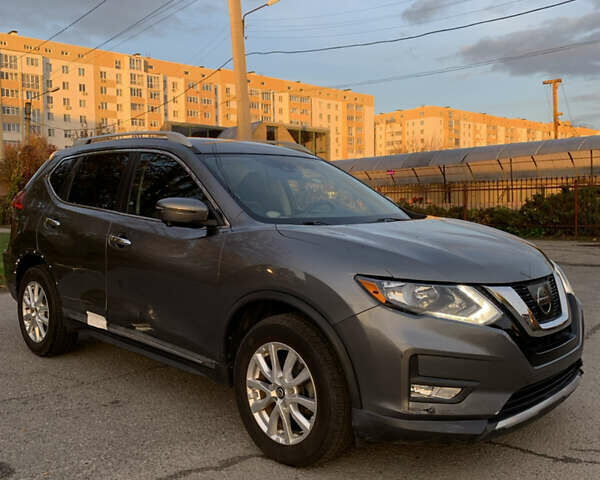 Ниссан Rogue, объемом двигателя 0 л и пробегом 100 тыс. км за 12850 $, фото 1 на Automoto.ua