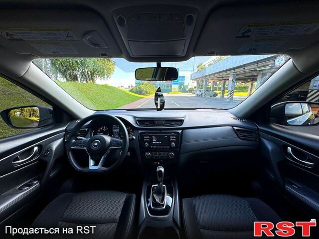 Ниссан Rogue, объемом двигателя 2.5 л и пробегом 140 тыс. км за 13800 $, фото 6 на Automoto.ua