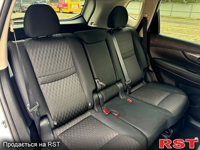 Ниссан Rogue, объемом двигателя 2.5 л и пробегом 113 тыс. км за 14999 $, фото 11 на Automoto.ua