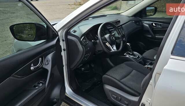 Ніссан Rogue, об'ємом двигуна 2.5 л та пробігом 120 тис. км за 14200 $, фото 3 на Automoto.ua