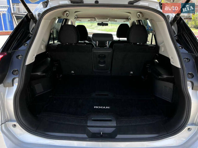 Ниссан Rogue, объемом двигателя 2.49 л и пробегом 67 тыс. км за 17000 $, фото 25 на Automoto.ua