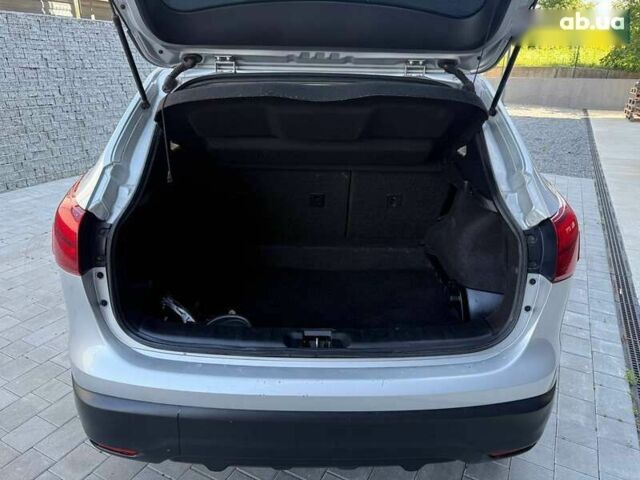 Ніссан Rogue, об'ємом двигуна 2 л та пробігом 193 тис. км за 10300 $, фото 12 на Automoto.ua