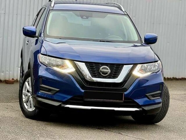 Ниссан Rogue, объемом двигателя 2.5 л и пробегом 160 тыс. км за 16500 $, фото 4 на Automoto.ua