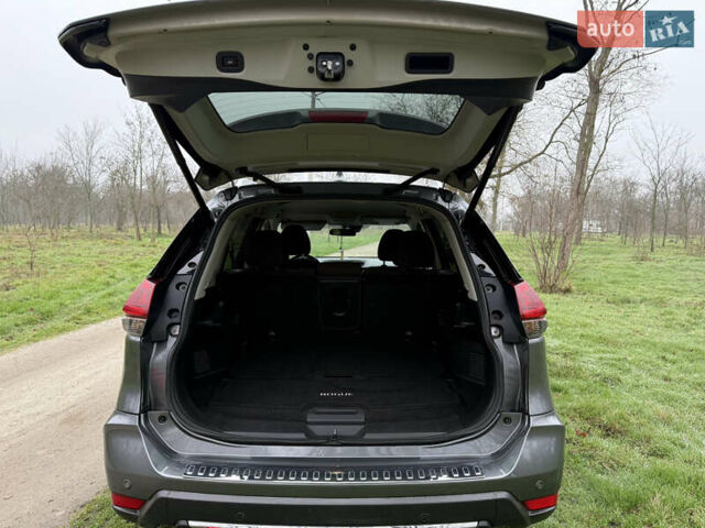Ниссан Rogue, объемом двигателя 2.49 л и пробегом 105 тыс. км за 16500 $, фото 10 на Automoto.ua