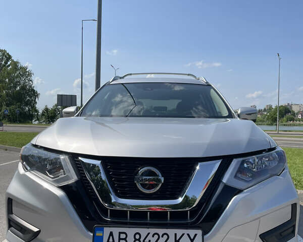 Ниссан Rogue, объемом двигателя 2.5 л и пробегом 130 тыс. км за 15700 $, фото 1 на Automoto.ua