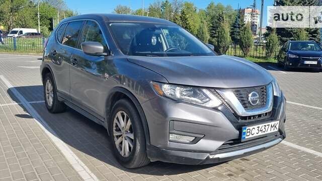 Ніссан Rogue, об'ємом двигуна 2.49 л та пробігом 73 тис. км за 13000 $, фото 4 на Automoto.ua