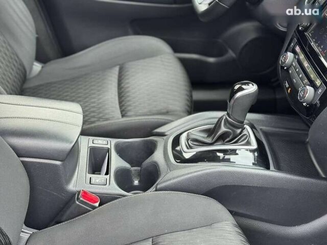 Ниссан Rogue, объемом двигателя 2.5 л и пробегом 160 тыс. км за 16500 $, фото 28 на Automoto.ua