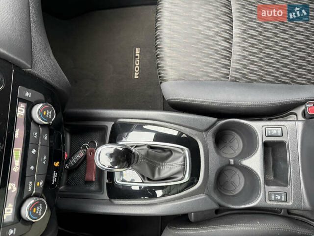 Ниссан Rogue, объемом двигателя 2.49 л и пробегом 105 тыс. км за 16500 $, фото 17 на Automoto.ua
