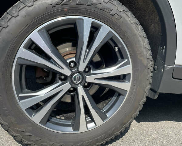 Ниссан Rogue, объемом двигателя 2.5 л и пробегом 130 тыс. км за 15700 $, фото 8 на Automoto.ua