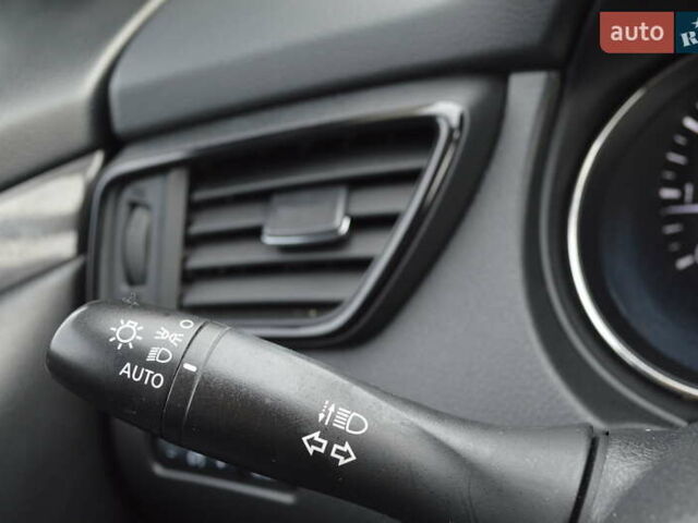 Ніссан Rogue, об'ємом двигуна 2.49 л та пробігом 123 тис. км за 14998 $, фото 24 на Automoto.ua