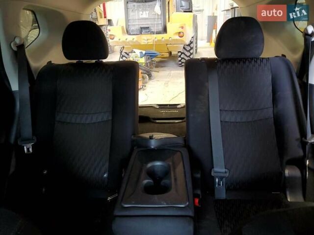 Ниссан Rogue, объемом двигателя 2 л и пробегом 151 тыс. км за 3700 $, фото 8 на Automoto.ua
