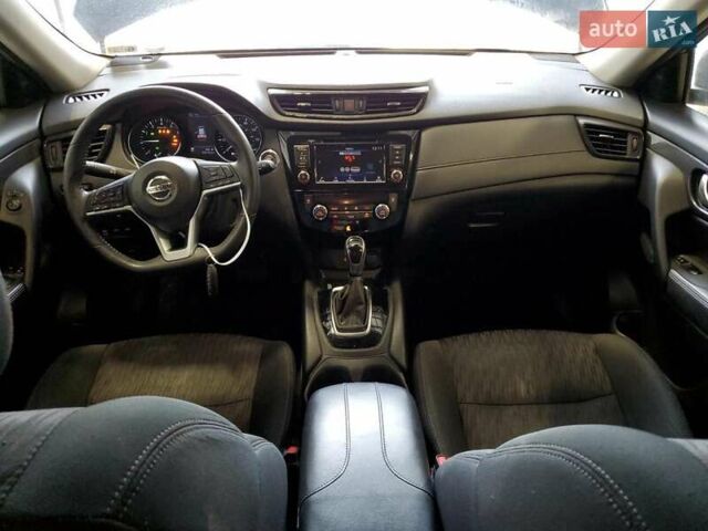 Ниссан Rogue, объемом двигателя 2 л и пробегом 151 тыс. км за 3700 $, фото 7 на Automoto.ua