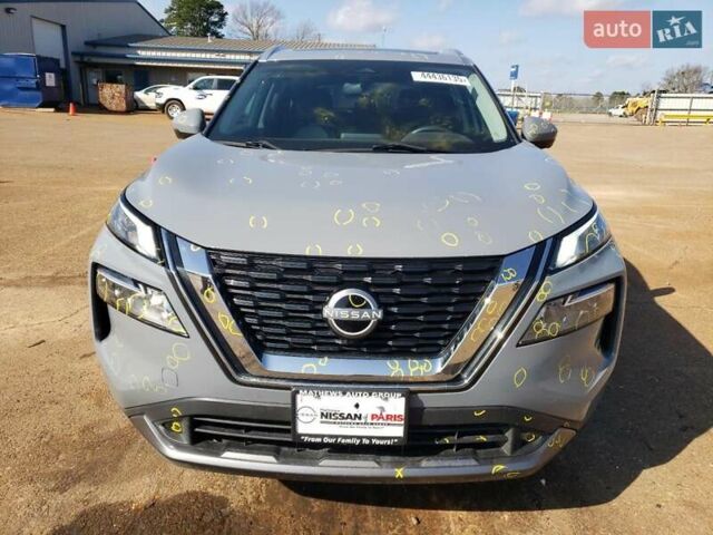 Ниссан Rogue, объемом двигателя 1.5 л и пробегом 52 тыс. км за 7500 $, фото 4 на Automoto.ua