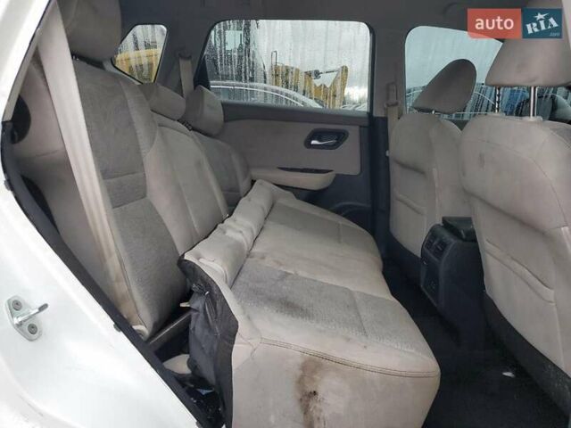 Ниссан Rogue, объемом двигателя 1.5 л и пробегом 33 тыс. км за 8000 $, фото 10 на Automoto.ua