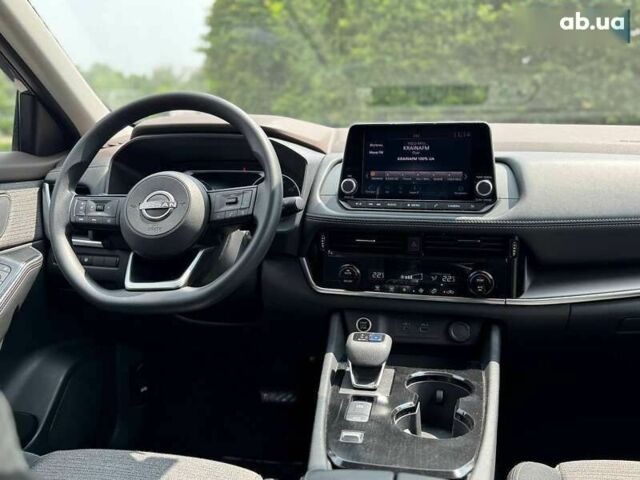 Ниссан Rogue, объемом двигателя 1.5 л и пробегом 70 тыс. км за 25000 $, фото 24 на Automoto.ua