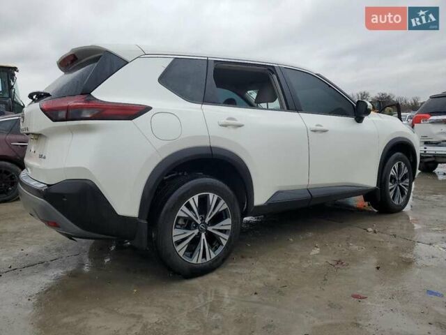 Ниссан Rogue, объемом двигателя 1.5 л и пробегом 33 тыс. км за 8000 $, фото 2 на Automoto.ua