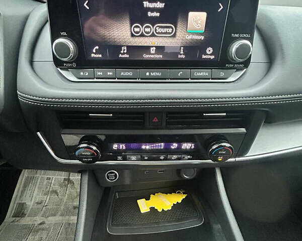 Ніссан Rogue, об'ємом двигуна 1.5 л та пробігом 82 тис. км за 22300 $, фото 11 на Automoto.ua