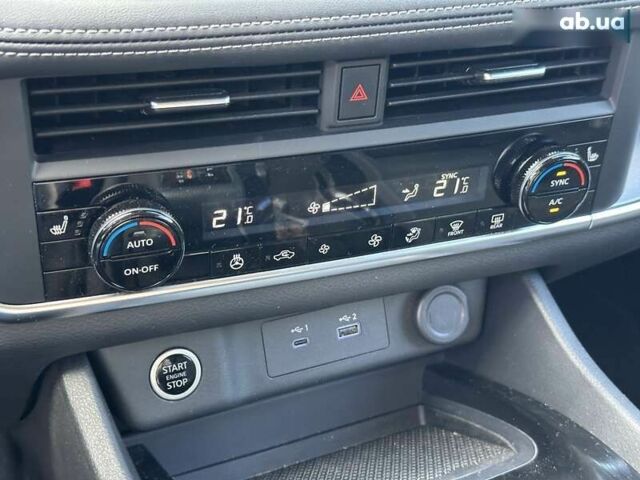 Ниссан Rogue, объемом двигателя 1.5 л и пробегом 12 тыс. км за 26490 $, фото 25 на Automoto.ua