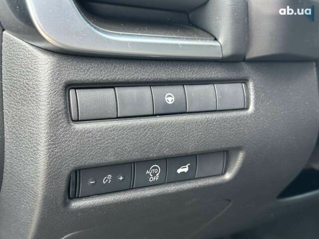 Ниссан Rogue, объемом двигателя 1.5 л и пробегом 12 тыс. км за 26490 $, фото 18 на Automoto.ua